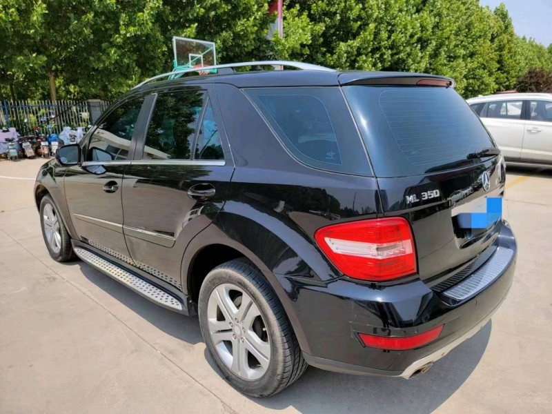 青岛09年奔驰ML3