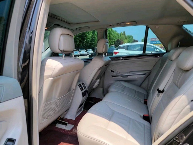 青岛09年奔驰ML4