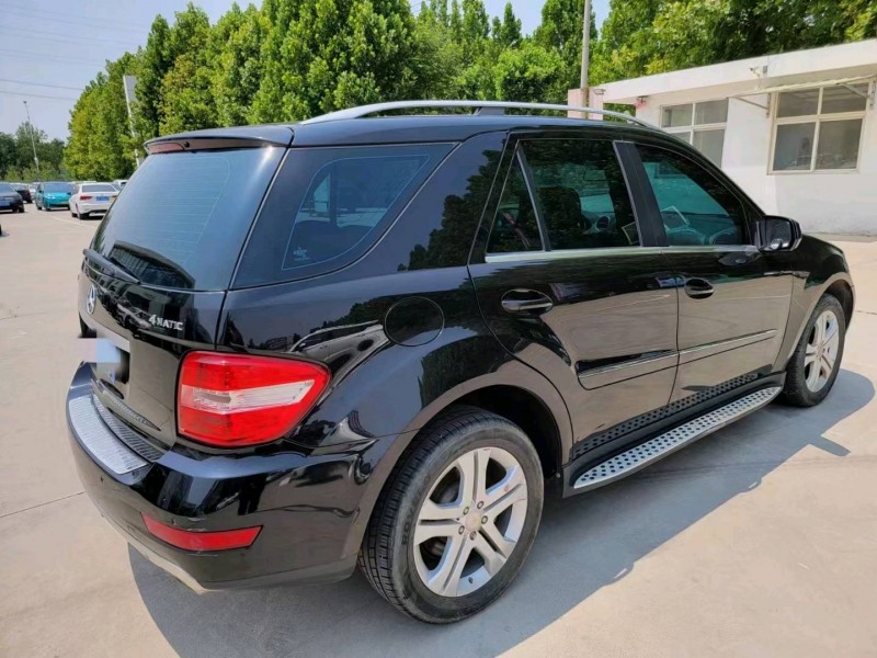 青岛09年奔驰ML2