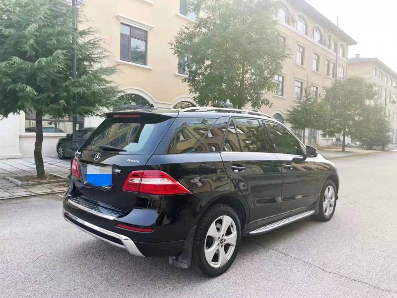 青岛13年奔驰ML3