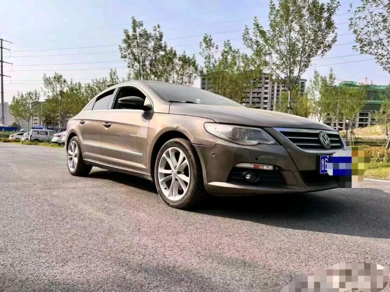 青岛13年大众CC8
