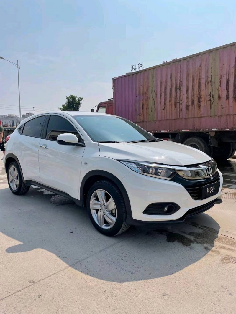 东莞20年本田缤智3