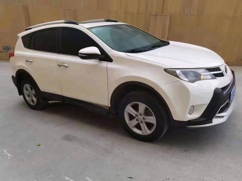 北京14年丰田RAV4荣放6