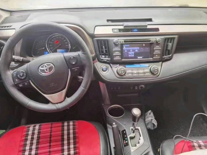 北京14年丰田RAV4荣放5