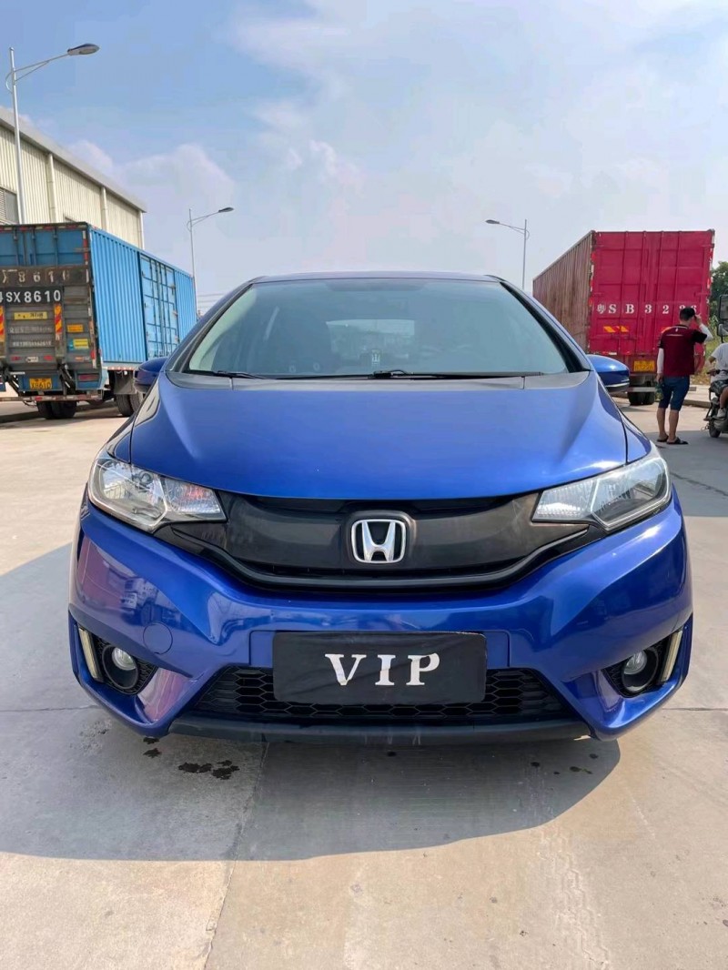 东莞16年本田飞度1