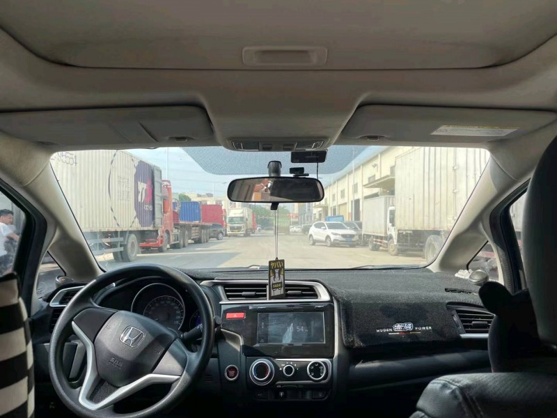 东莞16年本田飞度5