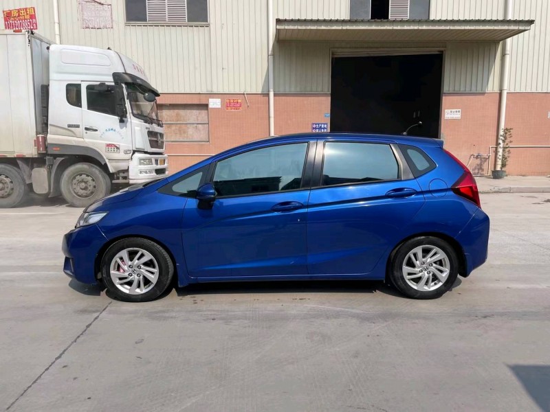 东莞16年本田飞度7