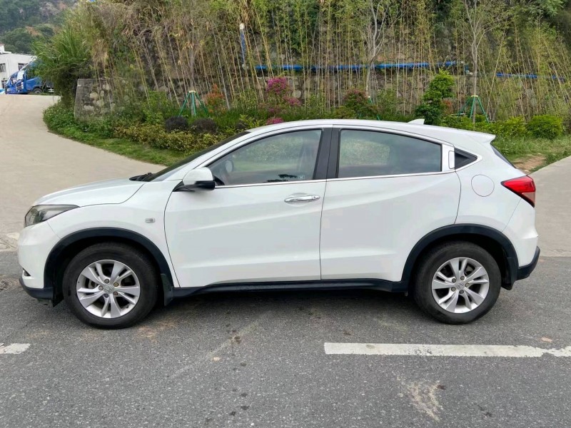 广州15年本田缤智6