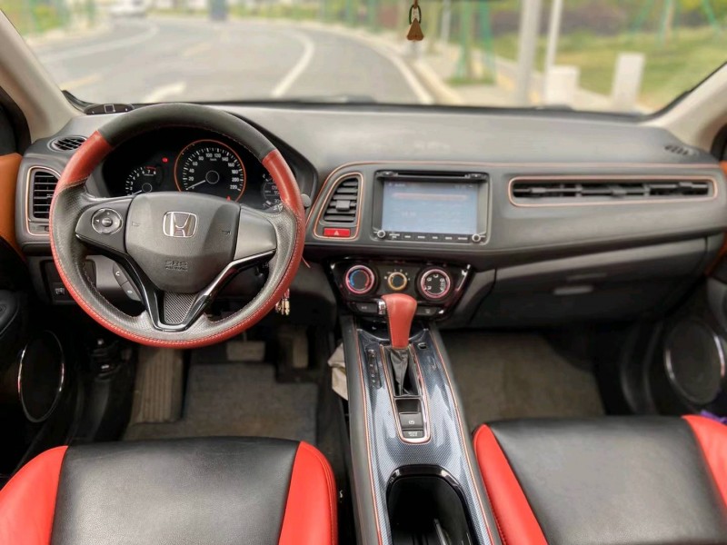 广州15年本田缤智8