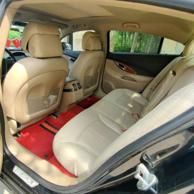 烟台12年别克君越5