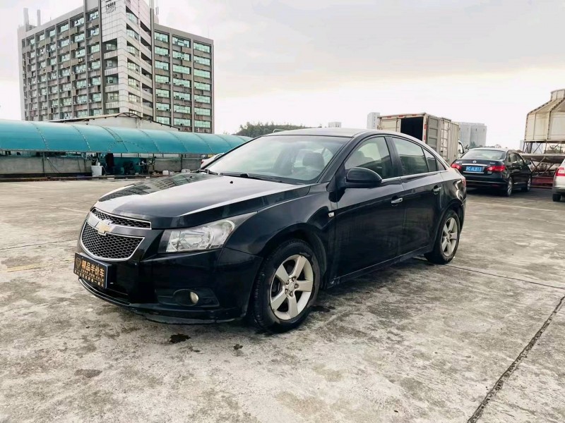 东莞10年雪佛兰科鲁兹2