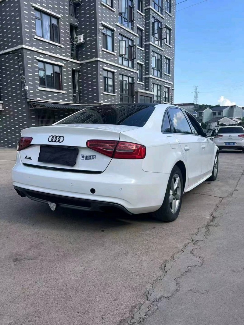 北京13年奥迪A4L7