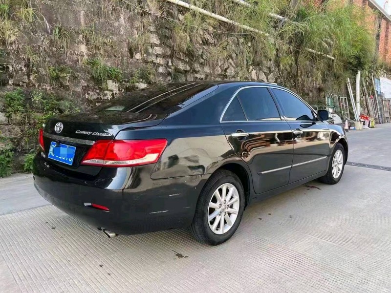 北京15年丰田凯美瑞4