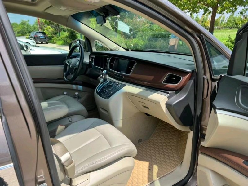 盐城17年别克GL89