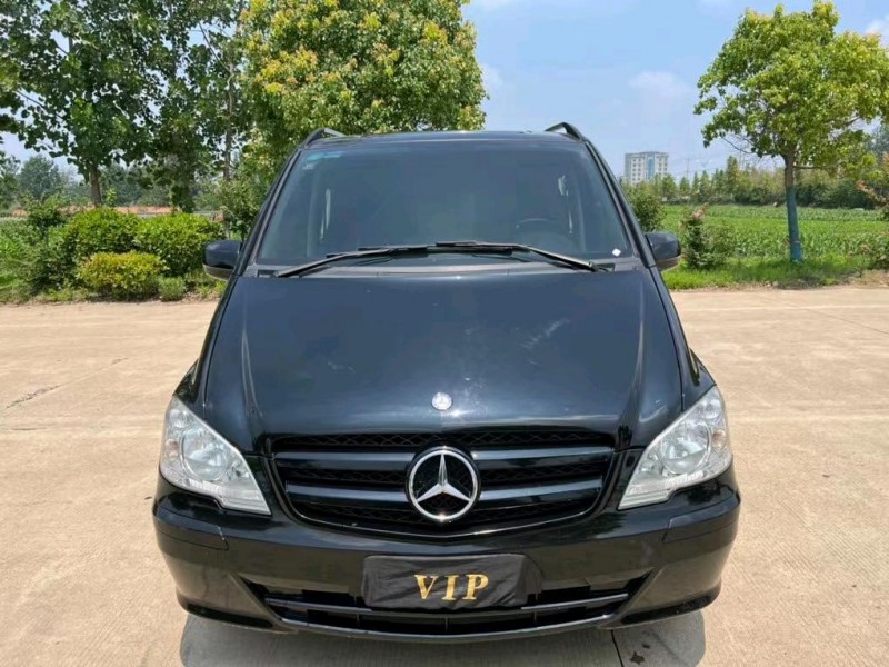 盐城11年奔驰唯雅诺1