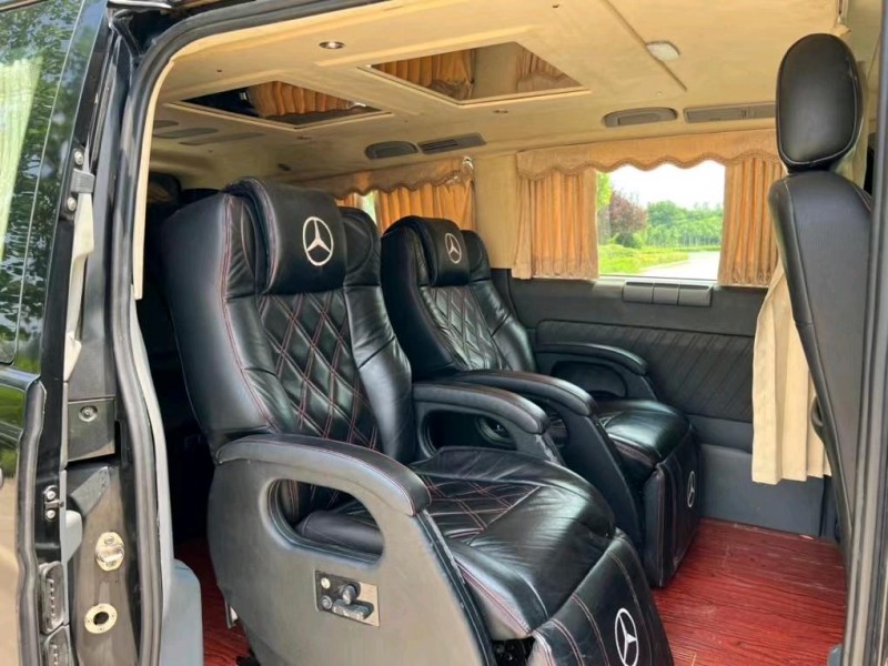 盐城11年奔驰唯雅诺6