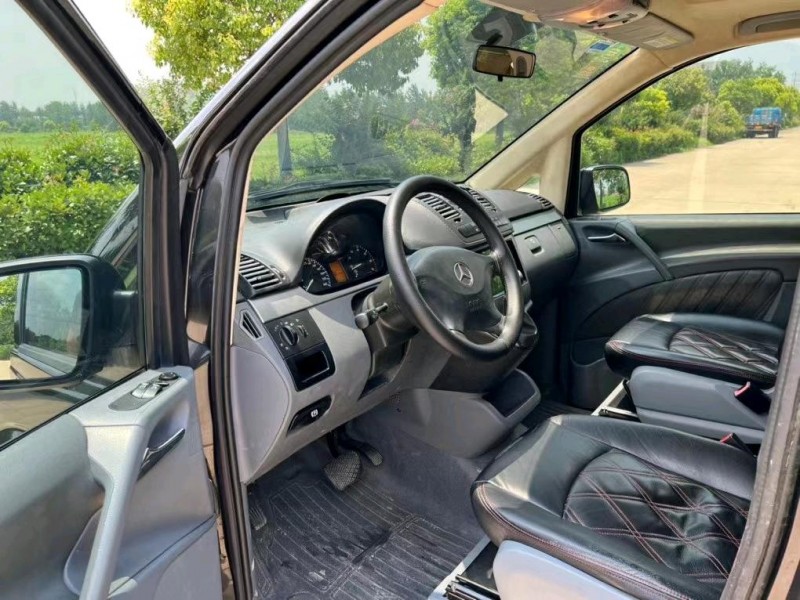 盐城11年奔驰唯雅诺9