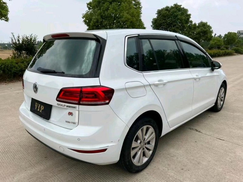 盐城16年大众高尔夫·嘉旅5