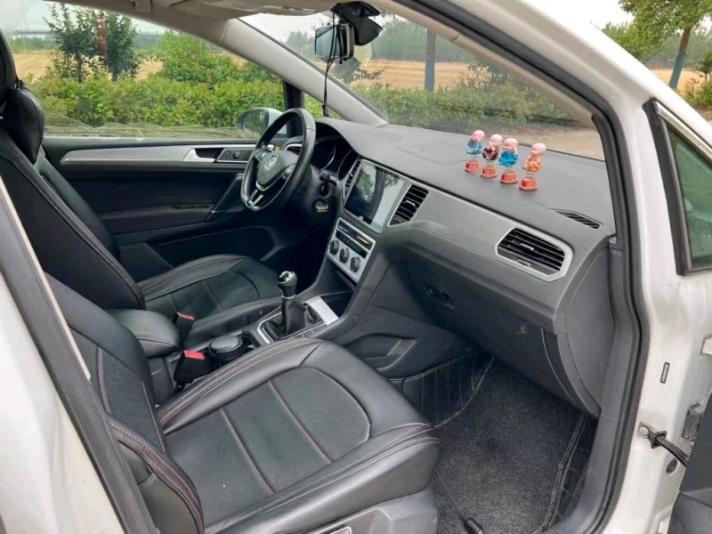 盐城16年大众高尔夫·嘉旅9