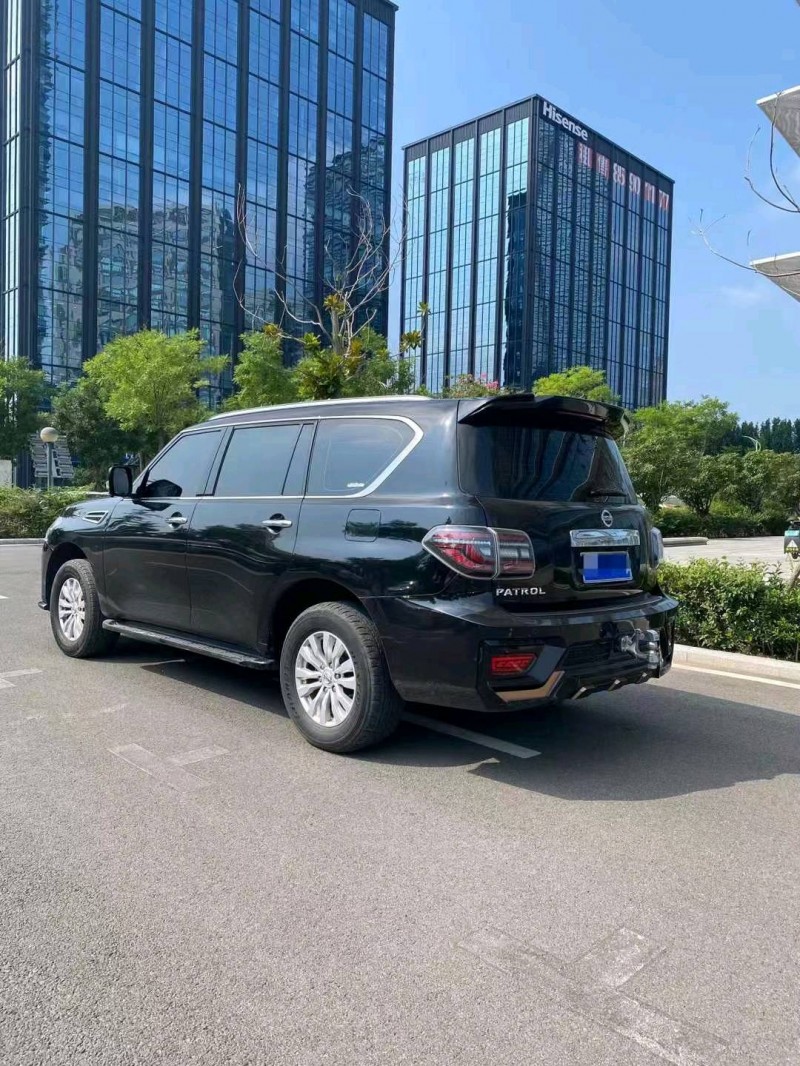 東營18年日產途樂7