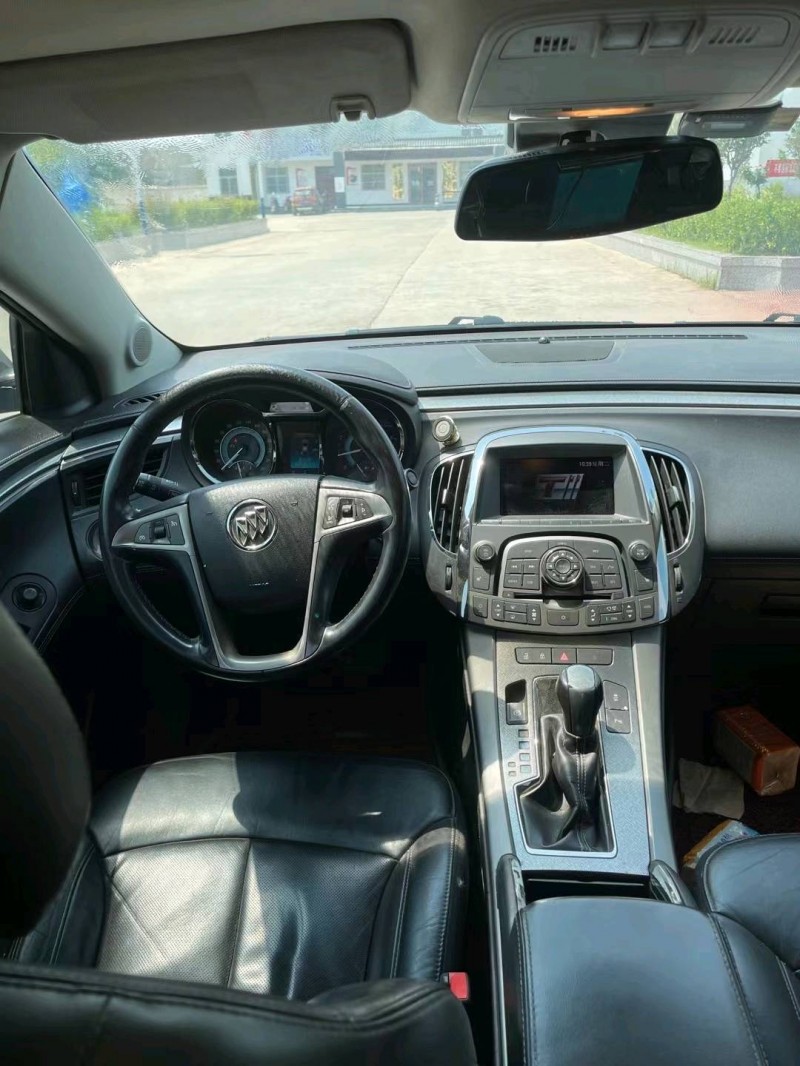 盐城12年别克君威9