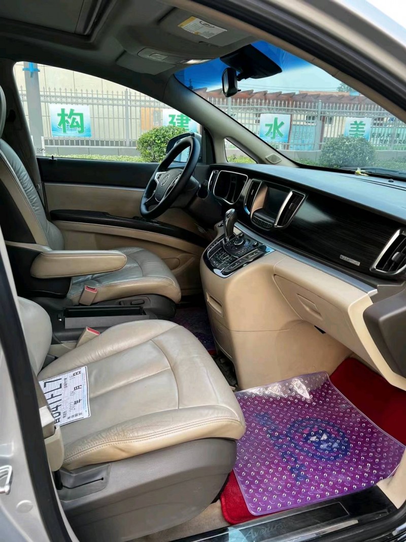 徐州13年别克GL86