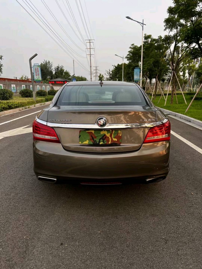 徐州16年别克君越9