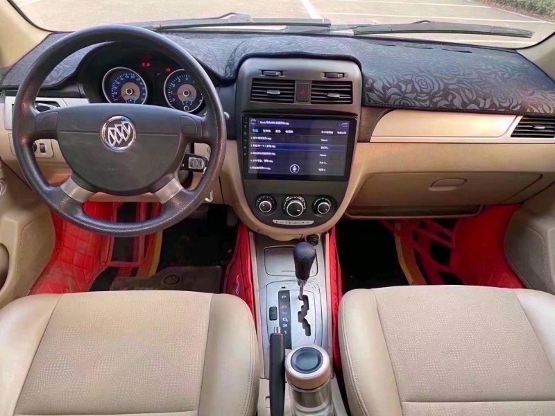 济宁12年别克凯越6