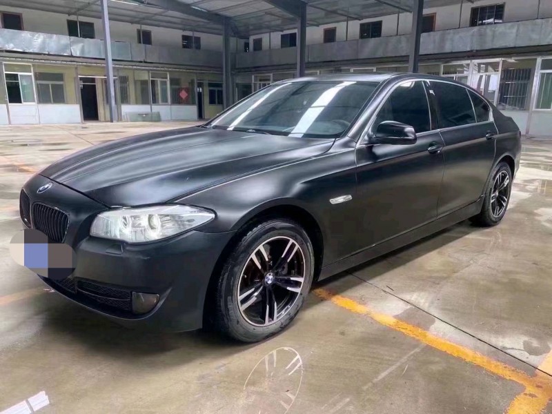 济宁11年宝马5系3