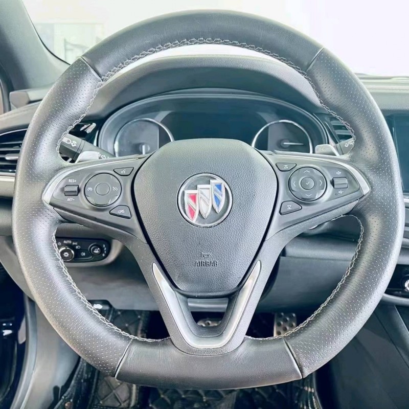 北京21年别克君威5