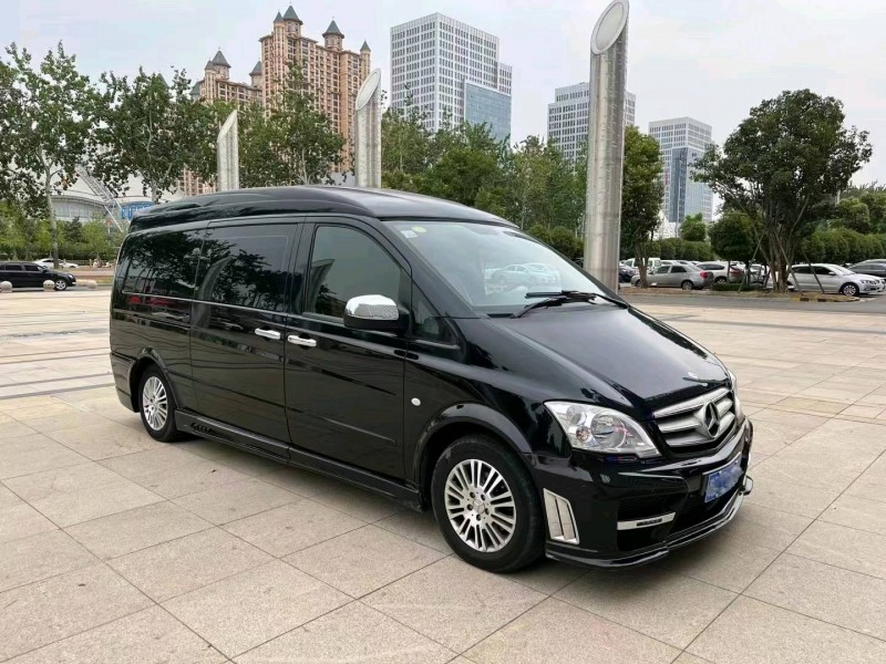 枣庄16年奔驰威霆2