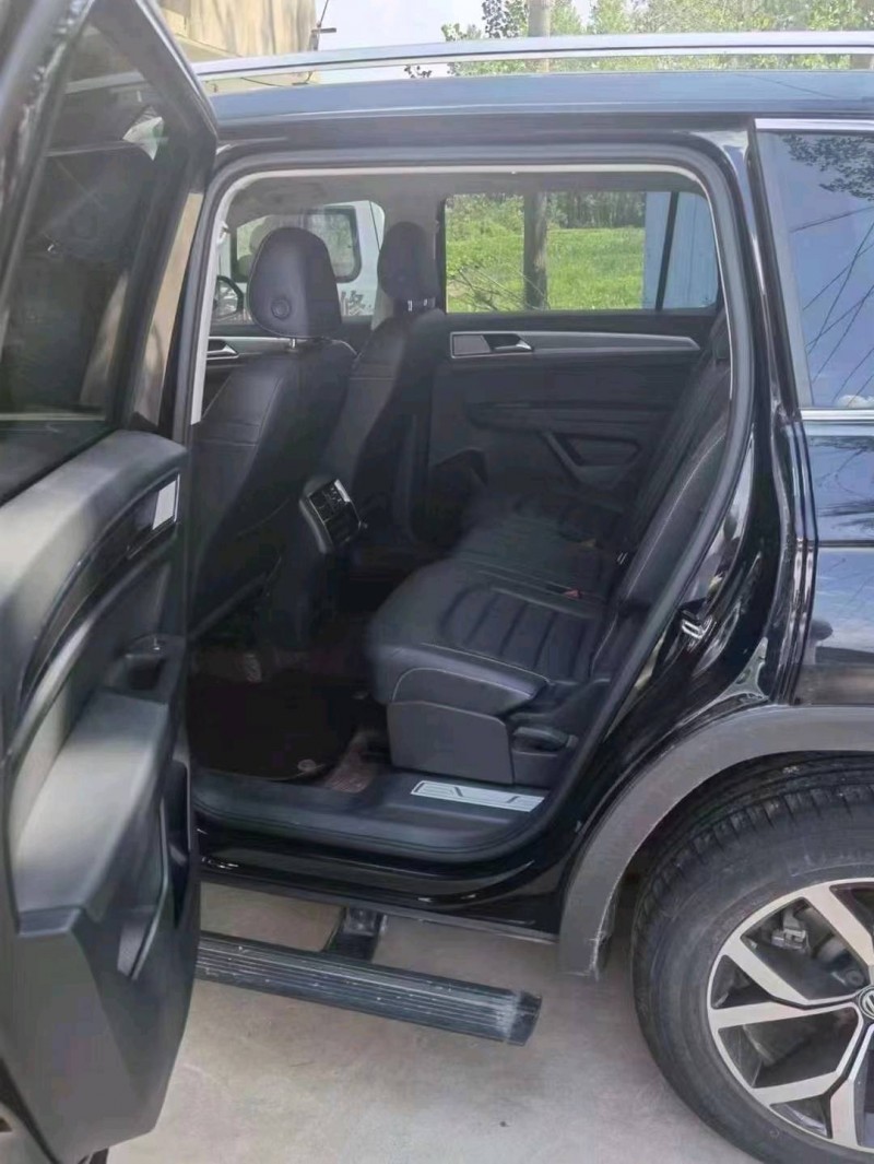 徐州19年大众途昂7