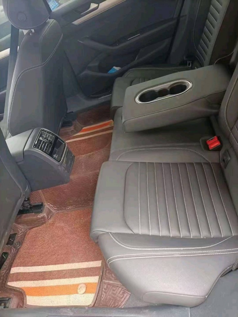 济宁20年大众迈腾6