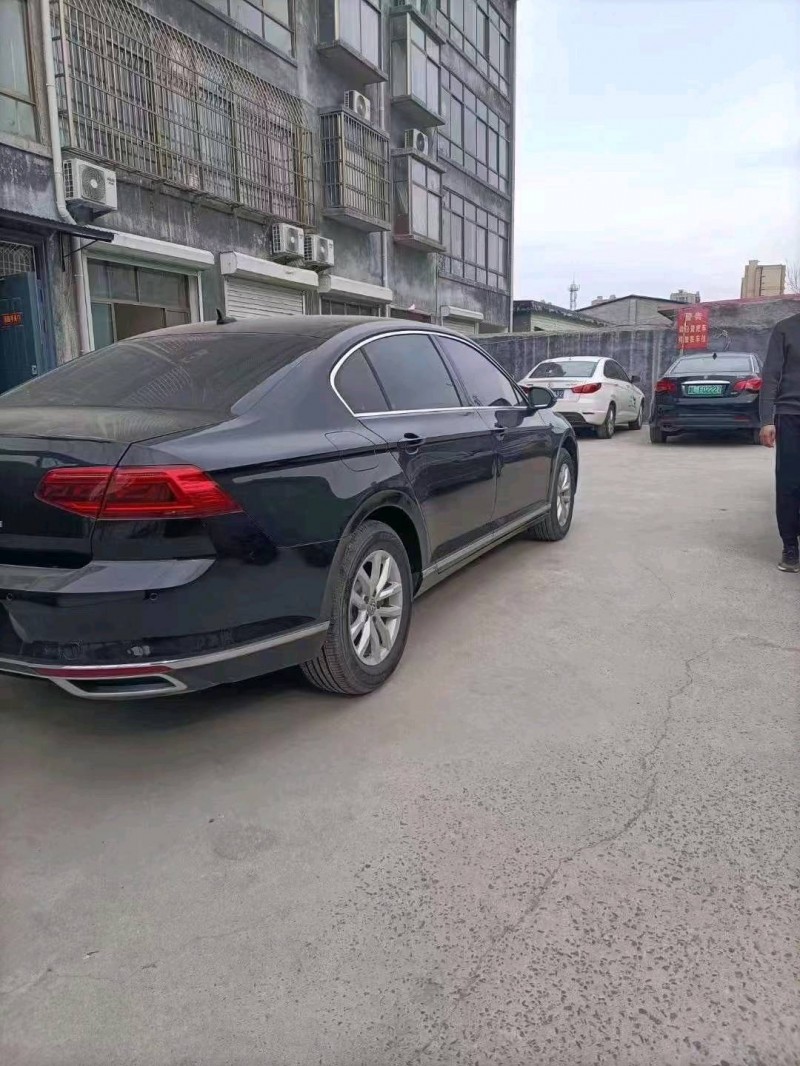 济宁20年大众迈腾8