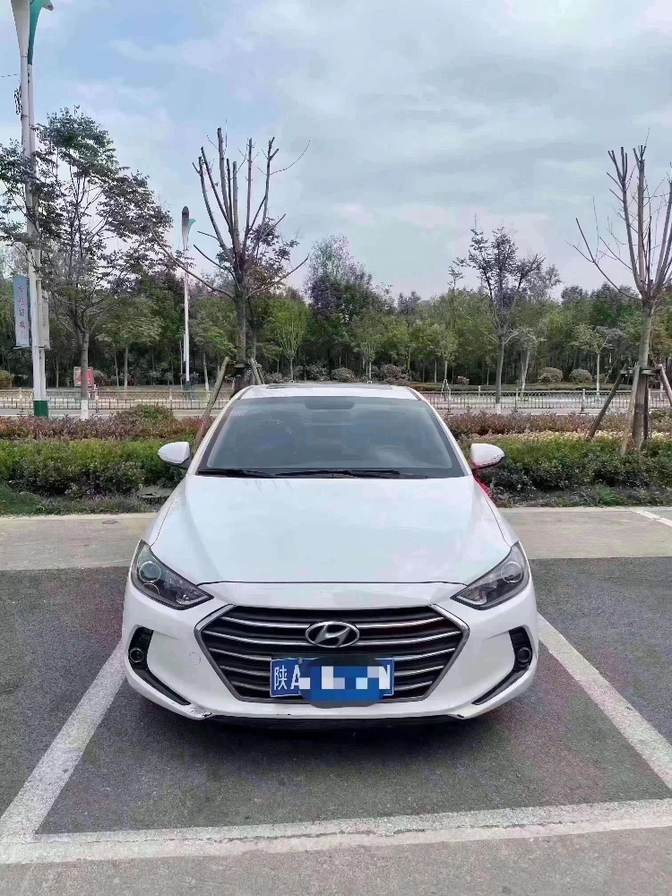 北京17年现代领动1