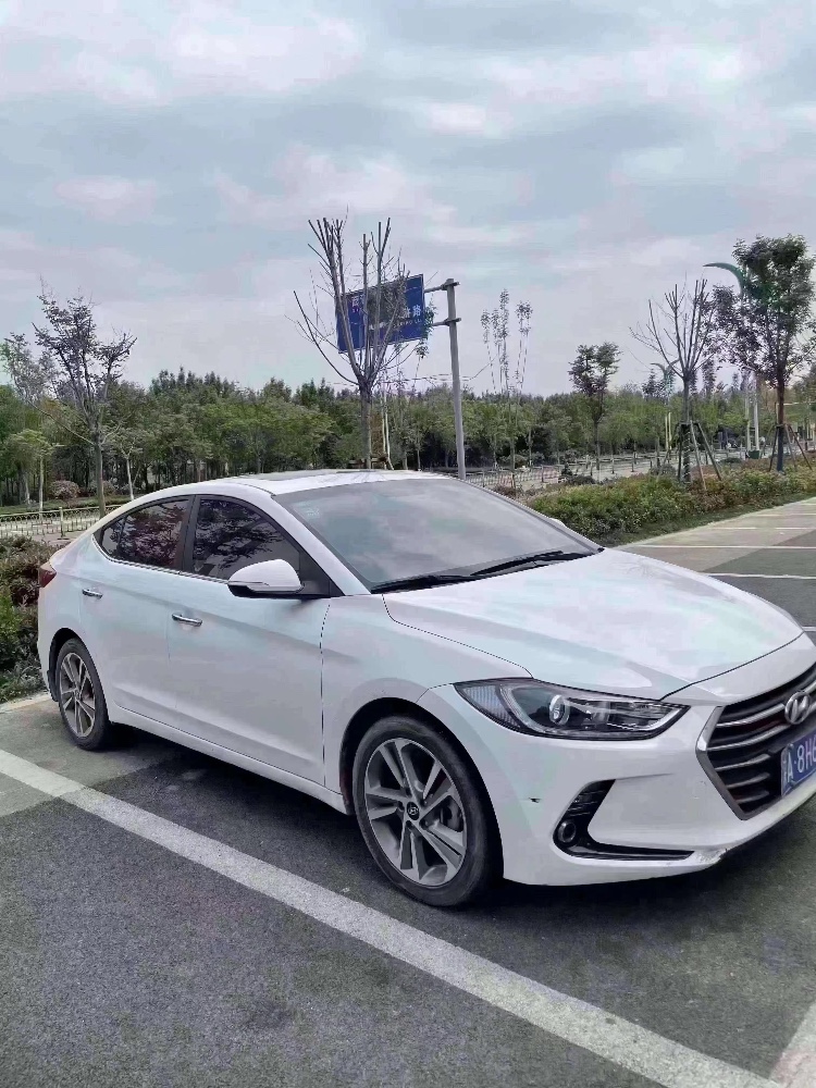 北京17年现代领动2