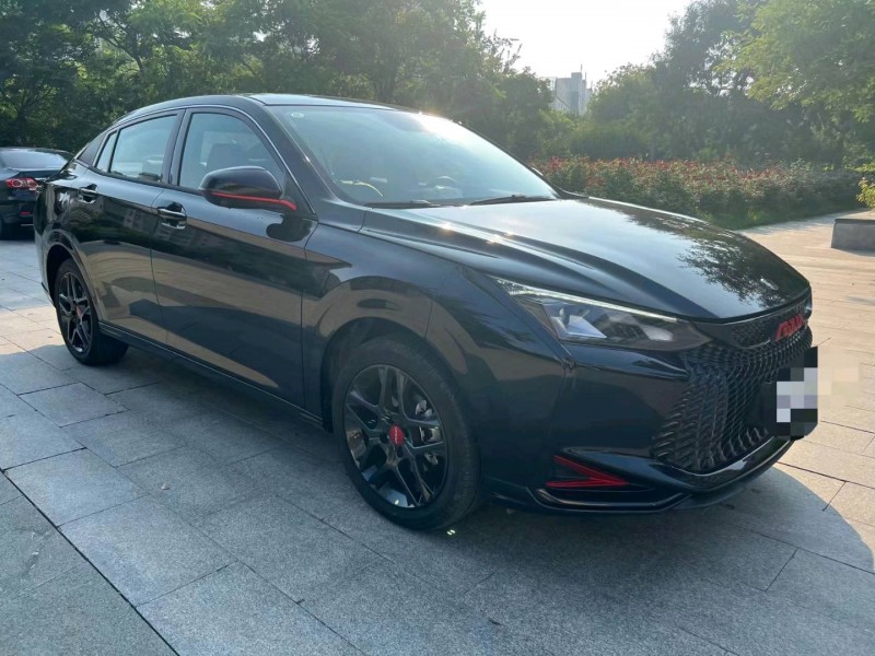 济宁22年东风奕炫7