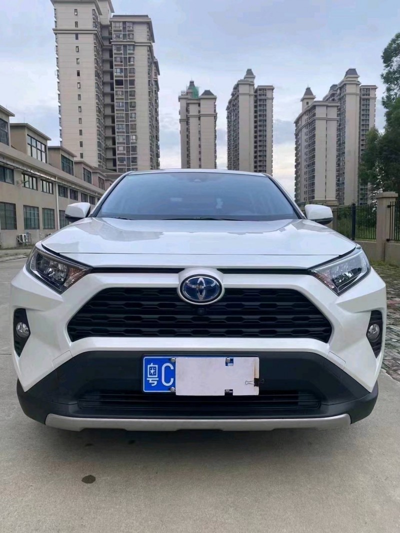 珠海22年丰田RAV4荣放1