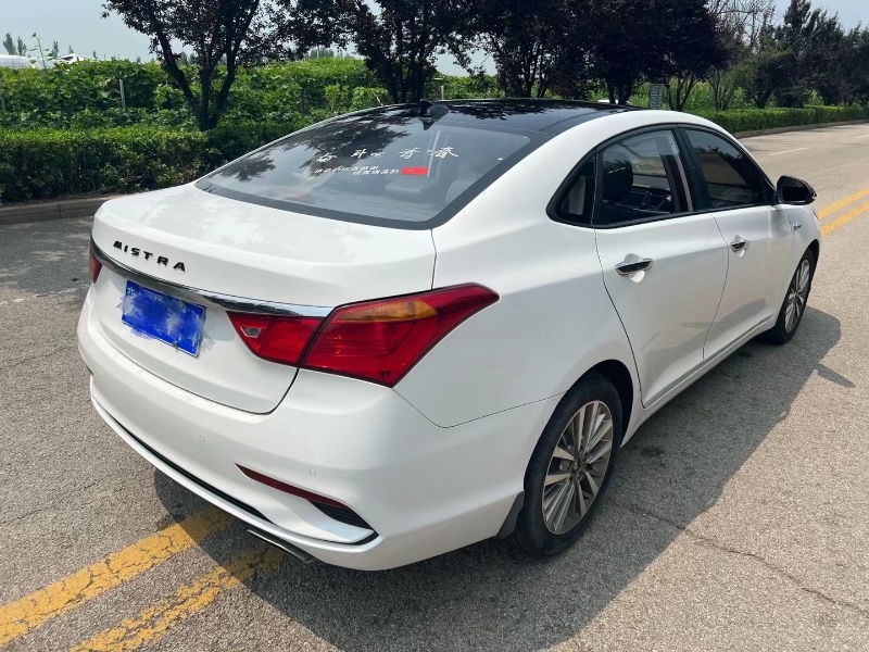 济宁18年现代名图6