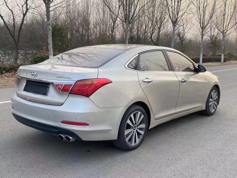 徐州16年现代名图9