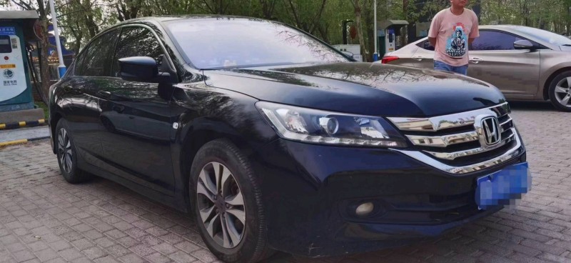 北京15年本田雅阁7