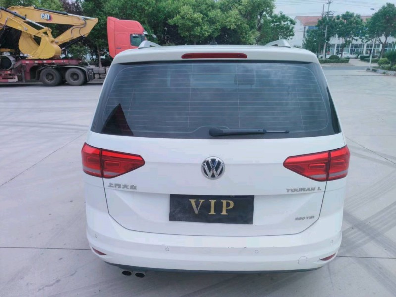 徐州17年大众途安1