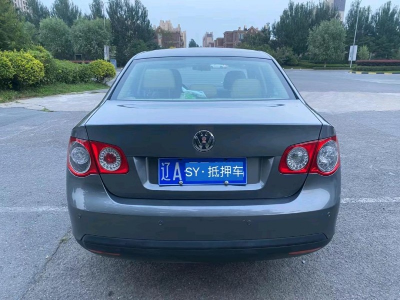 沈阳10年大众速腾8