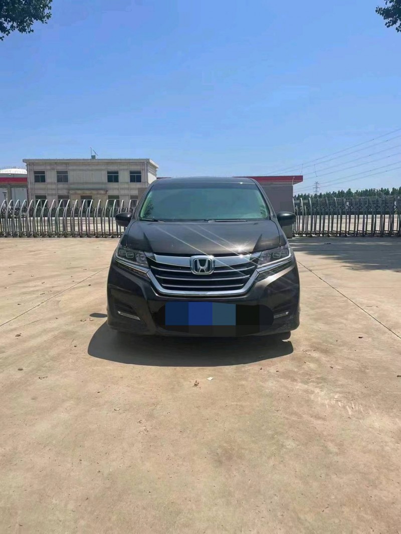 烟台18年本田艾力绅1