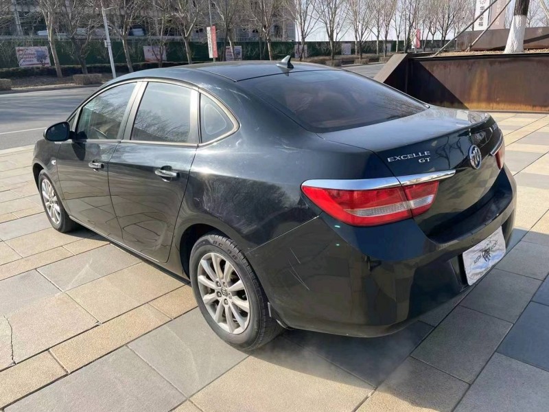 沈阳13年别克英朗GT8