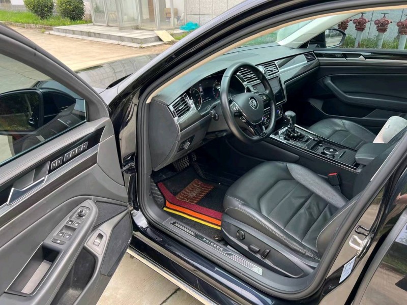 盐城19年大众辉昂7