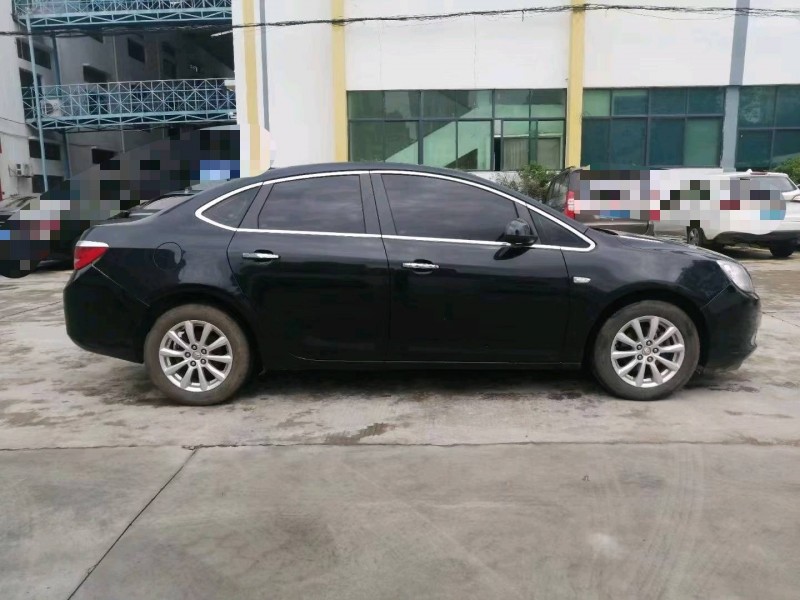 东莞13年别克英朗GT7