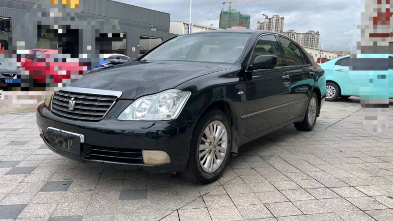 东莞06年丰田皇冠2