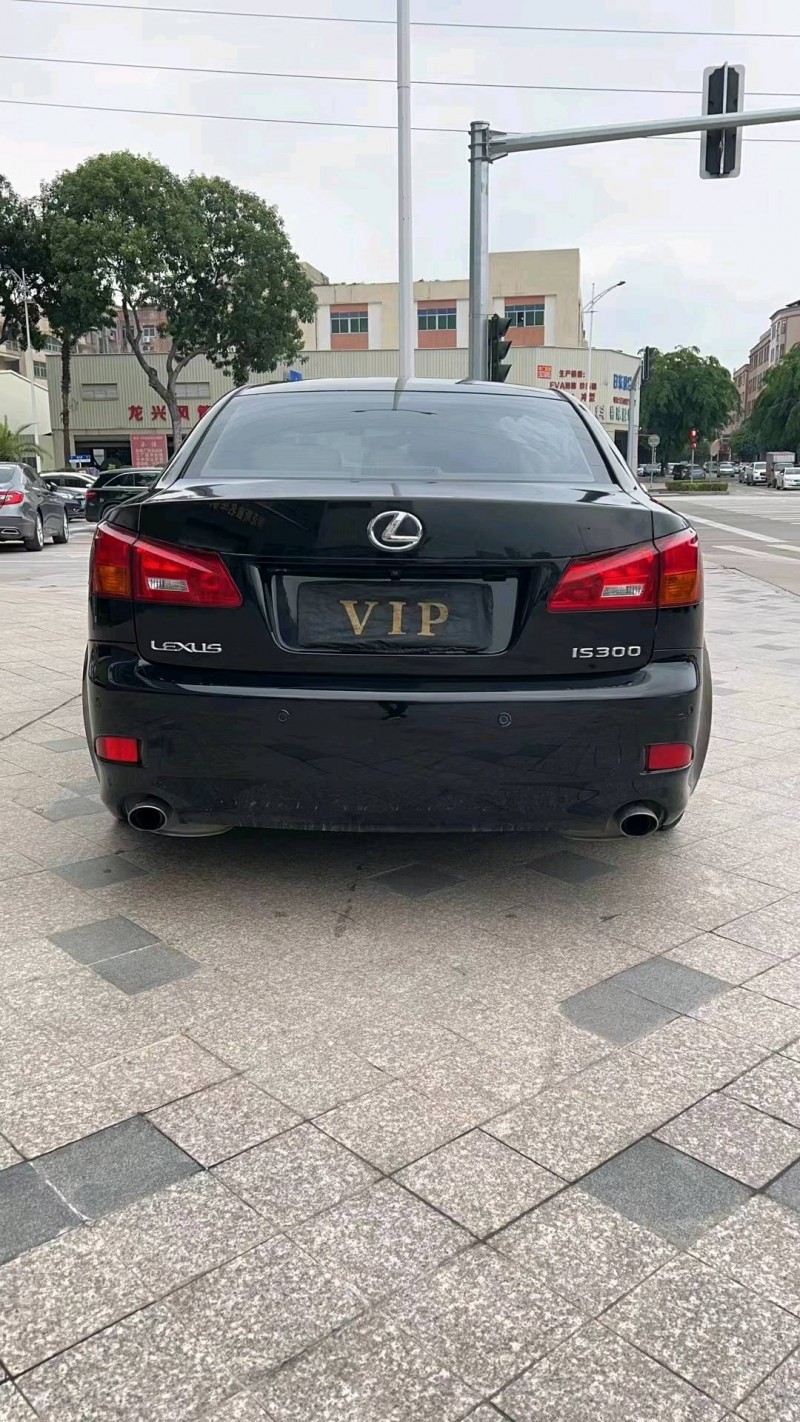 东莞08年雷克萨斯IS1