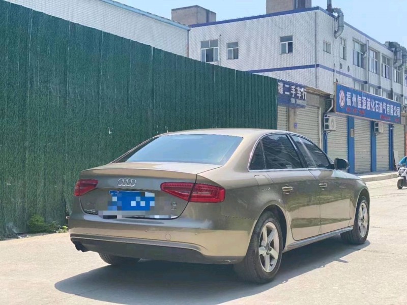 三明14年奧迪A4L6